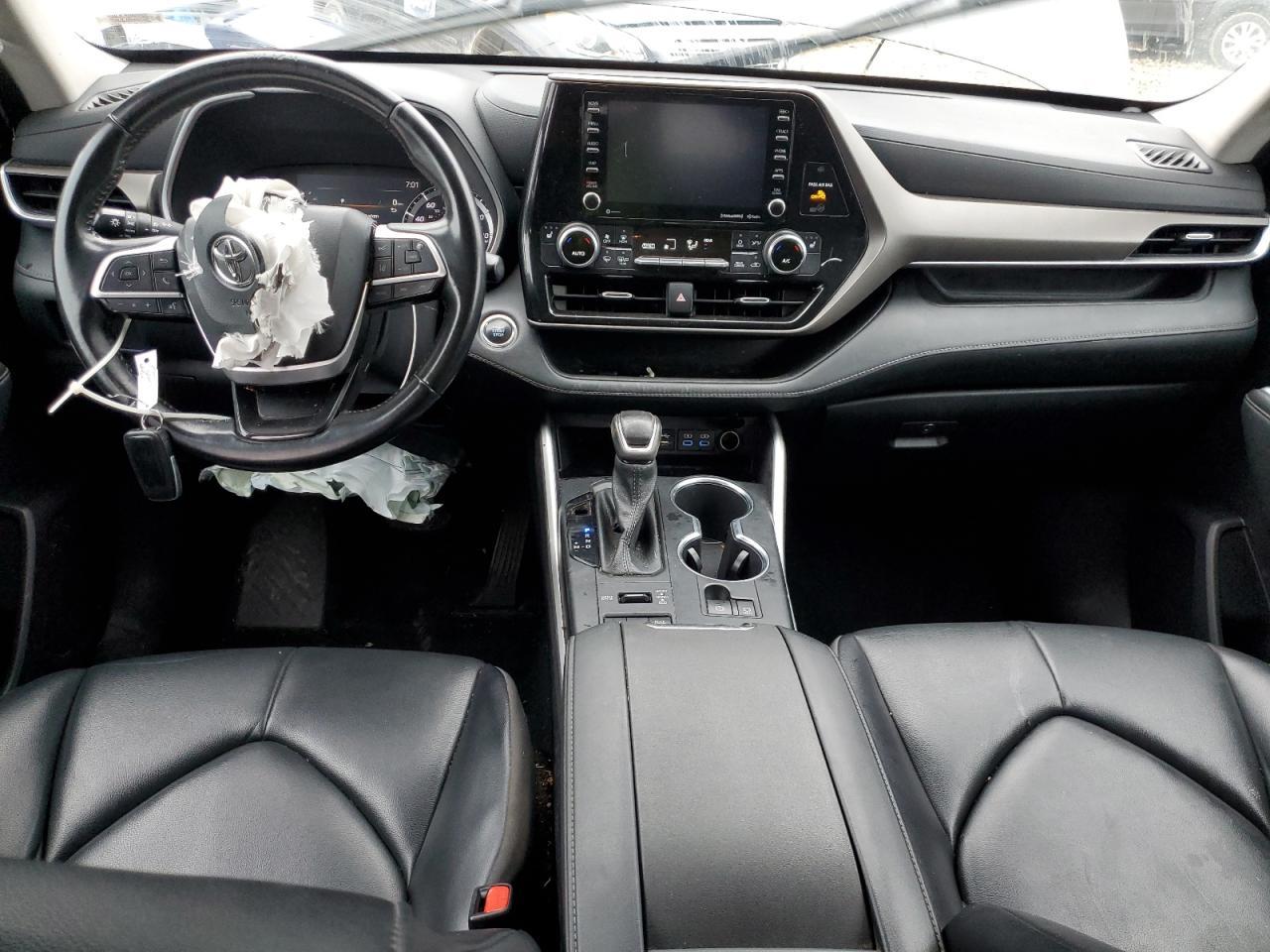 2022 TOYOTA HIGHLANDER