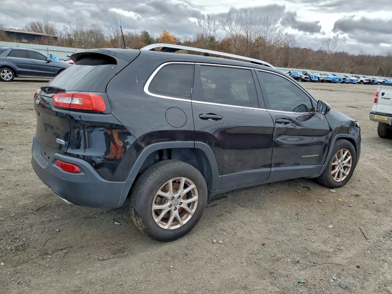 2017 JEEP CHEROKEE