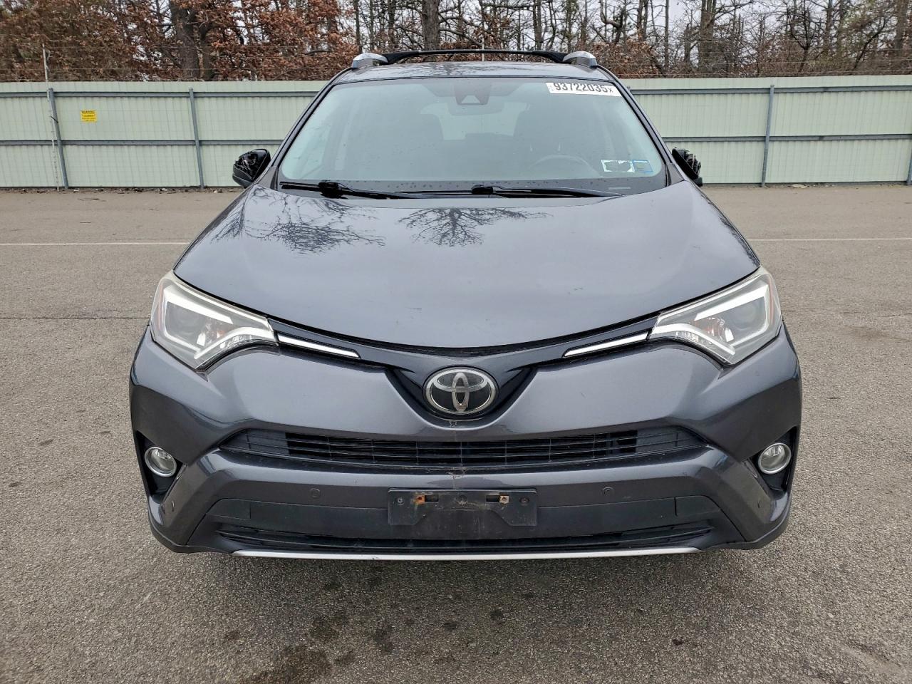 2016 TOYOTA RAV4