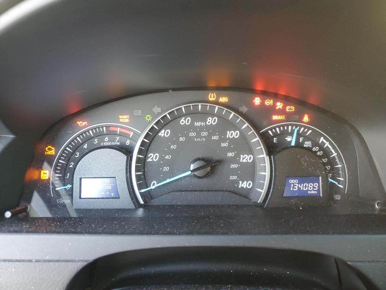 2014 TOYOTA CAMRY