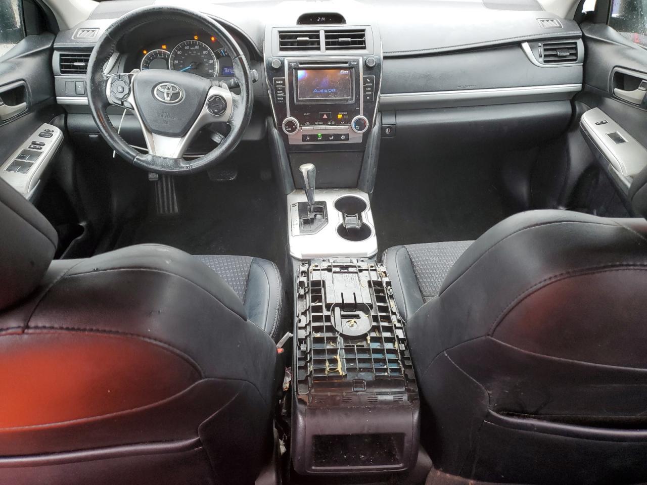 2014 TOYOTA CAMRY