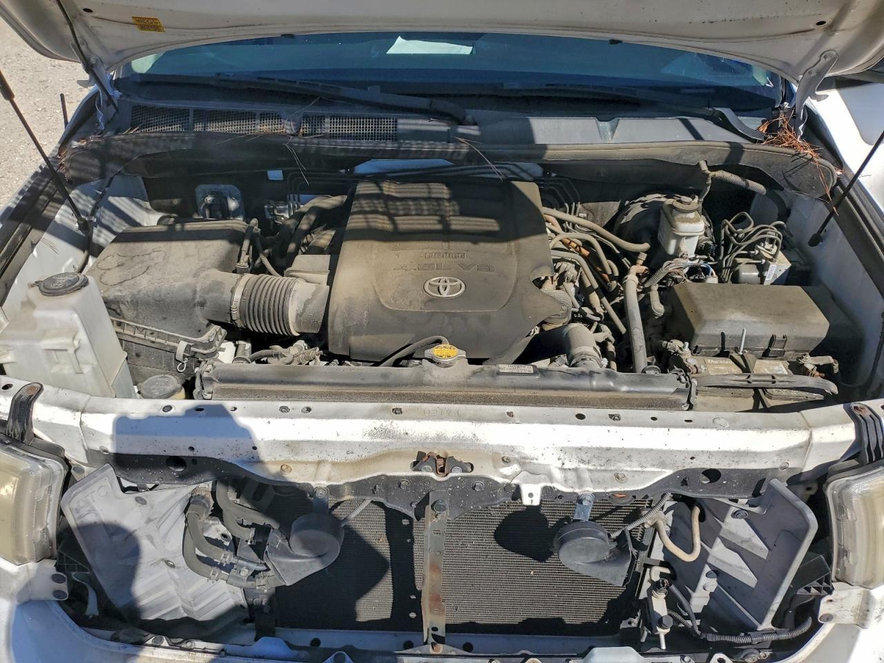 2012 TOYOTA TUNDRA