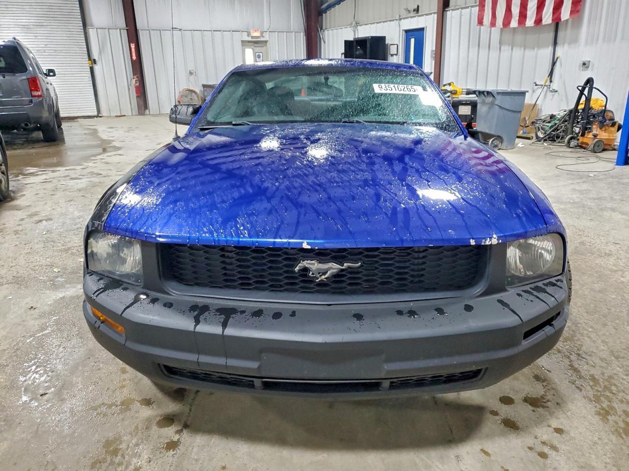 2005 FORD MUSTANG