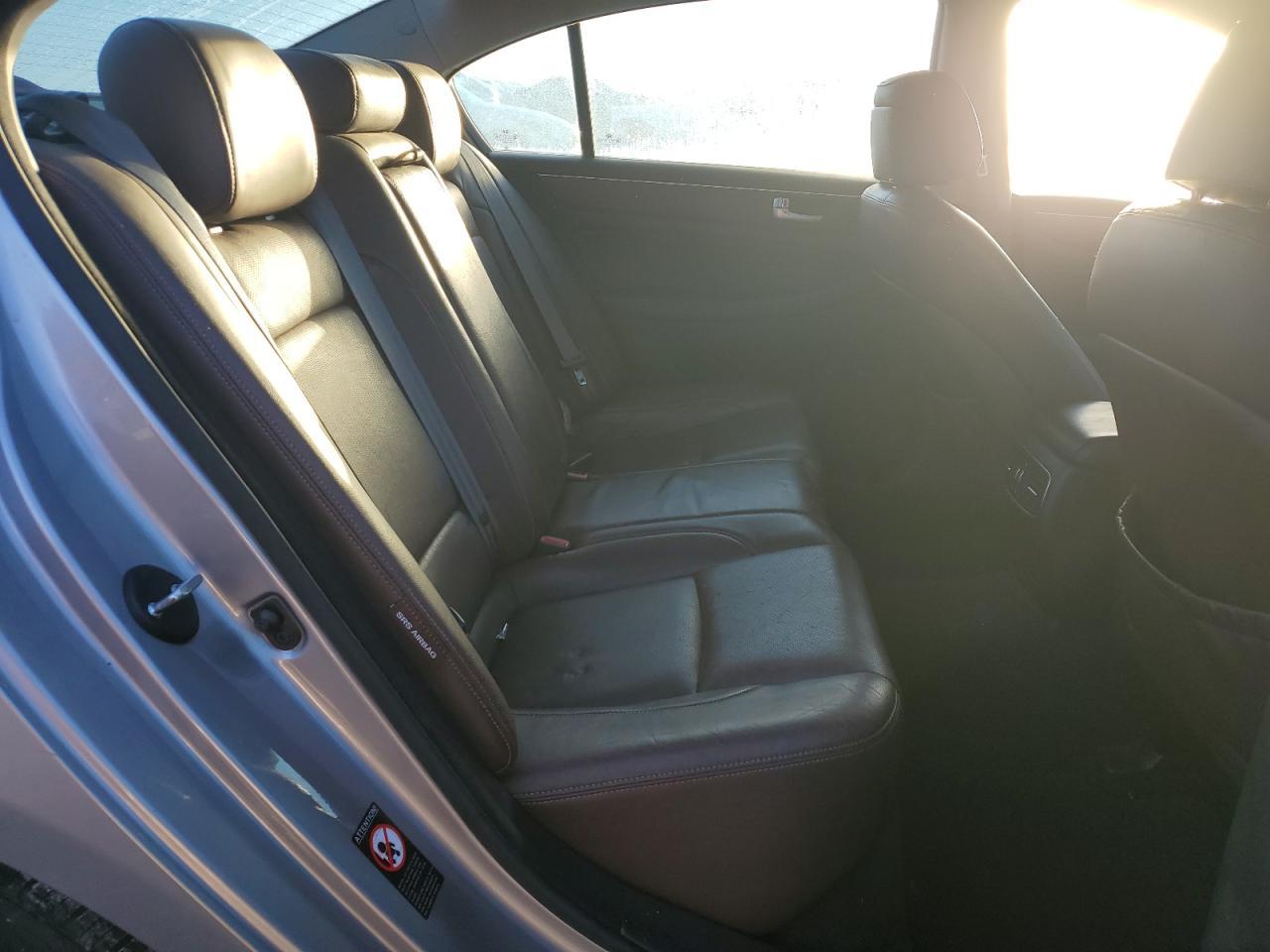 2012 HYUNDAI GENESIS