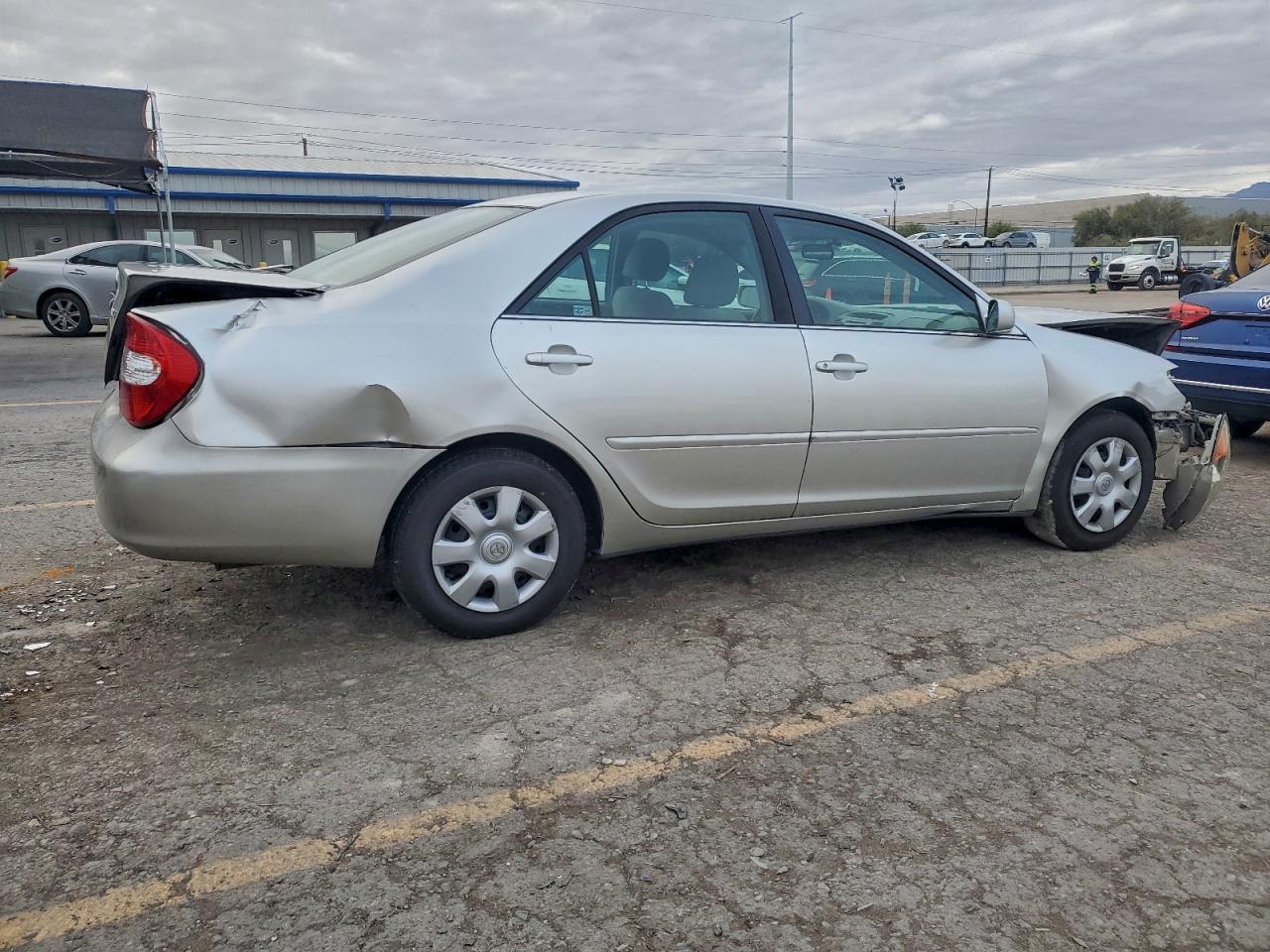 2004 TOYOTA CAMRY