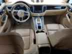 2016 PORSCHE Macan
