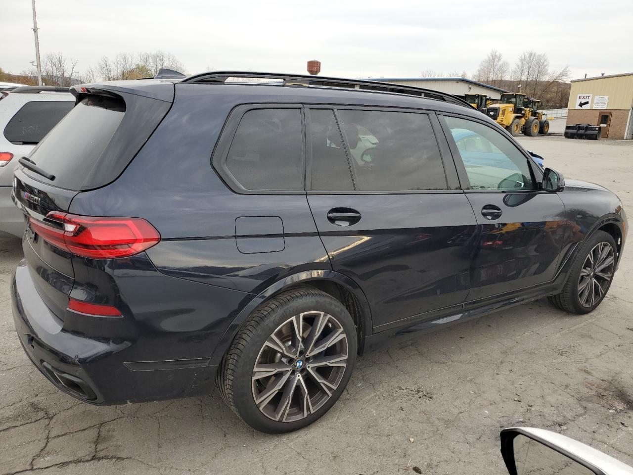 2020 BMW X7
