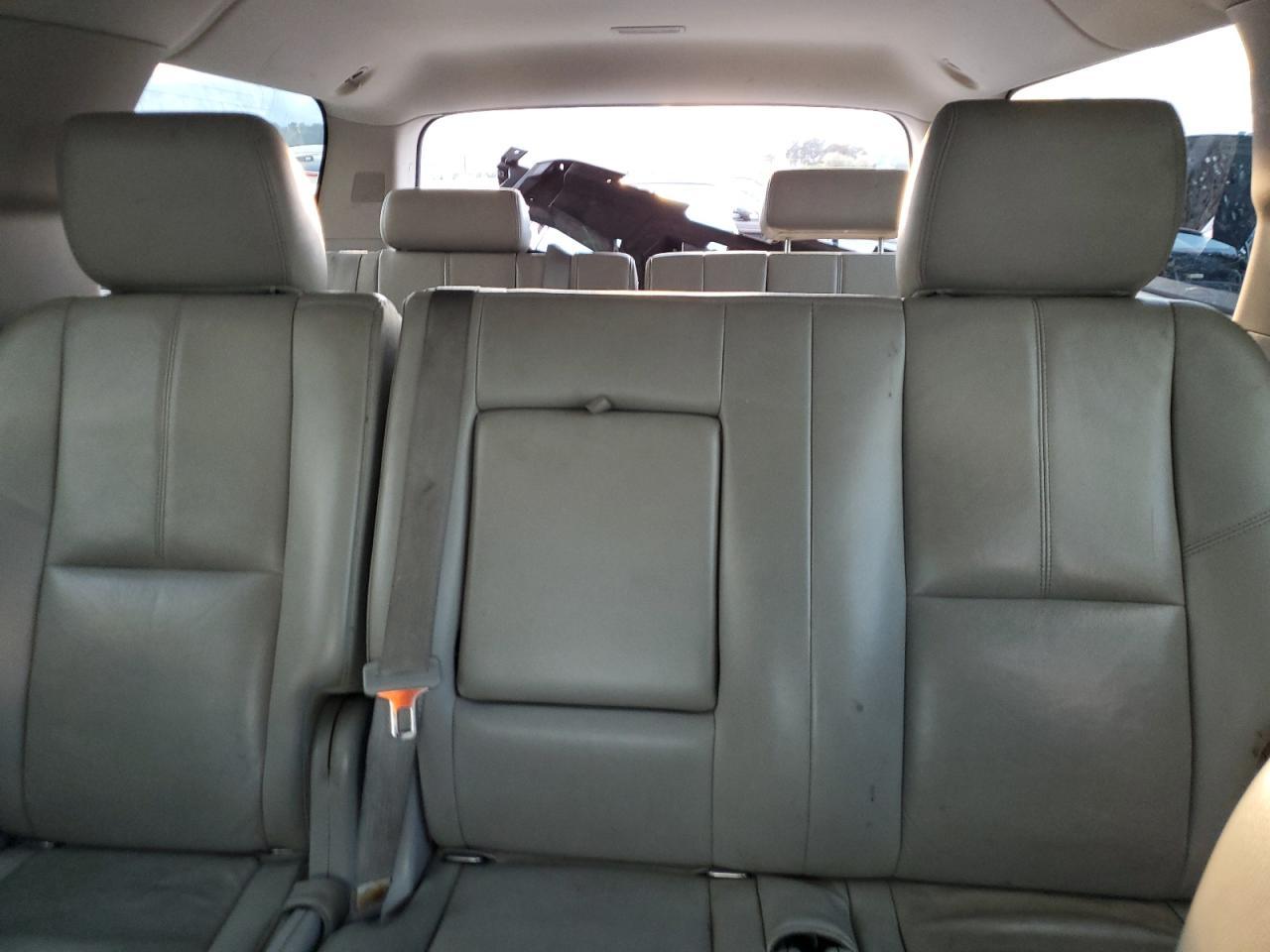 2012 CHEVROLET Suburban