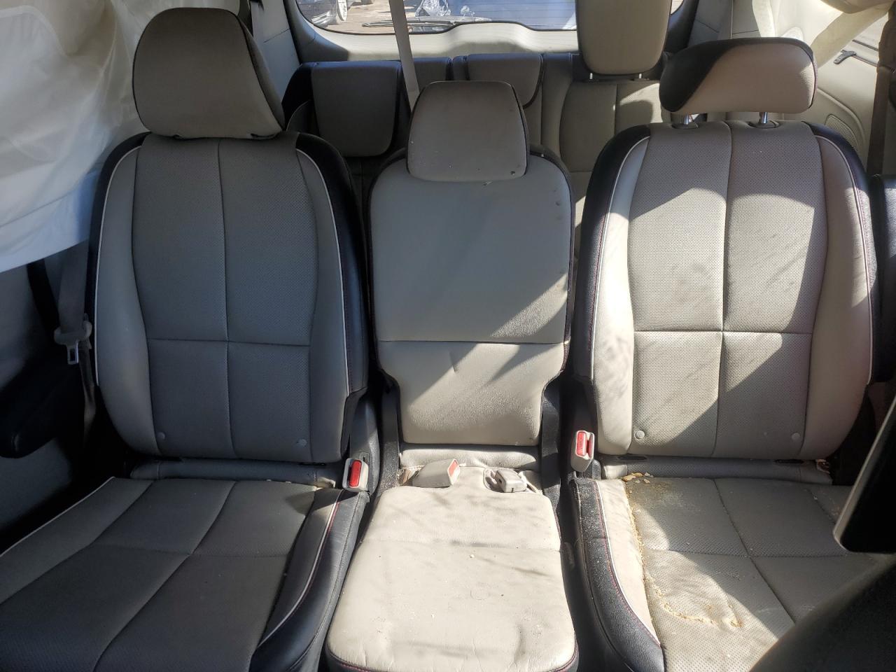 2019 KIA SEDONA