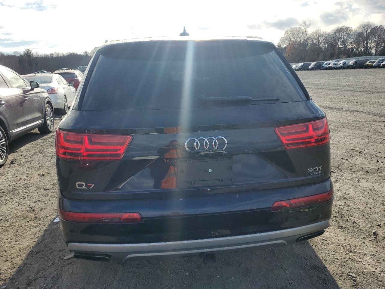 2017 AUDI Q7