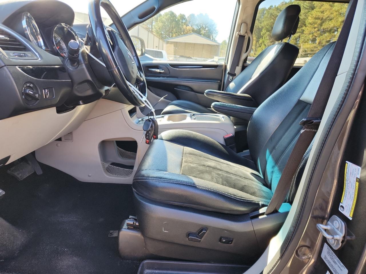 2017 DODGE GRAND CARAVAN
