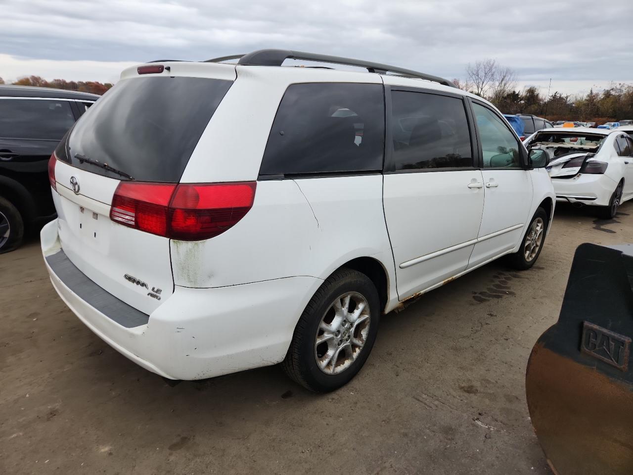 2005 TOYOTA SIENNA