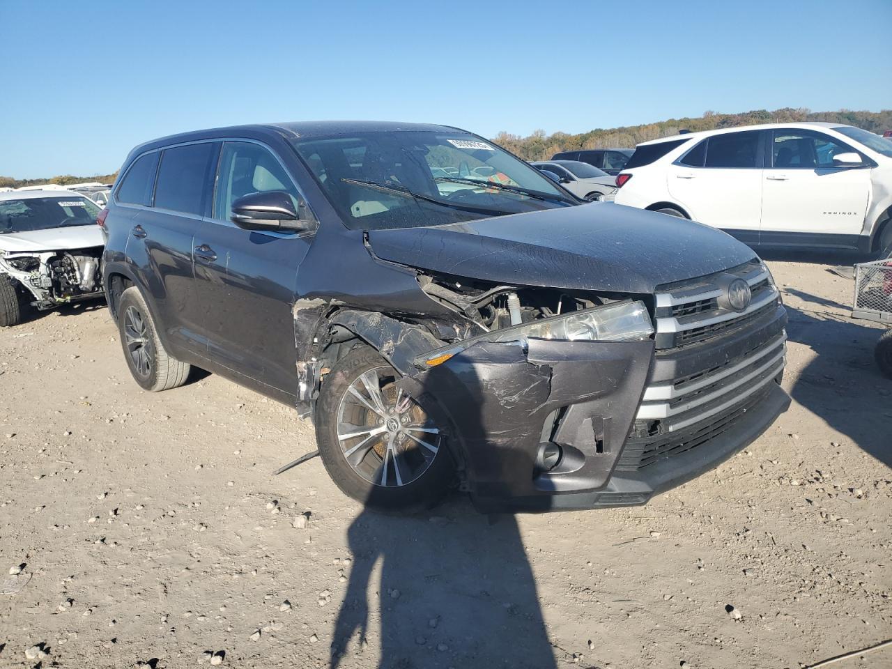 2017 TOYOTA HIGHLANDER