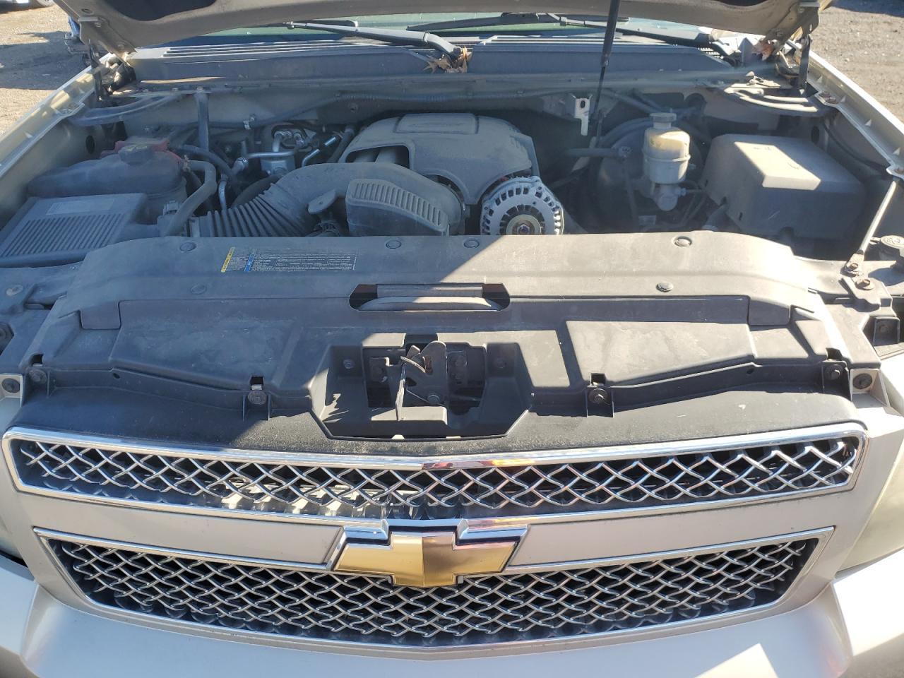 2011 CHEVROLET Tahoe