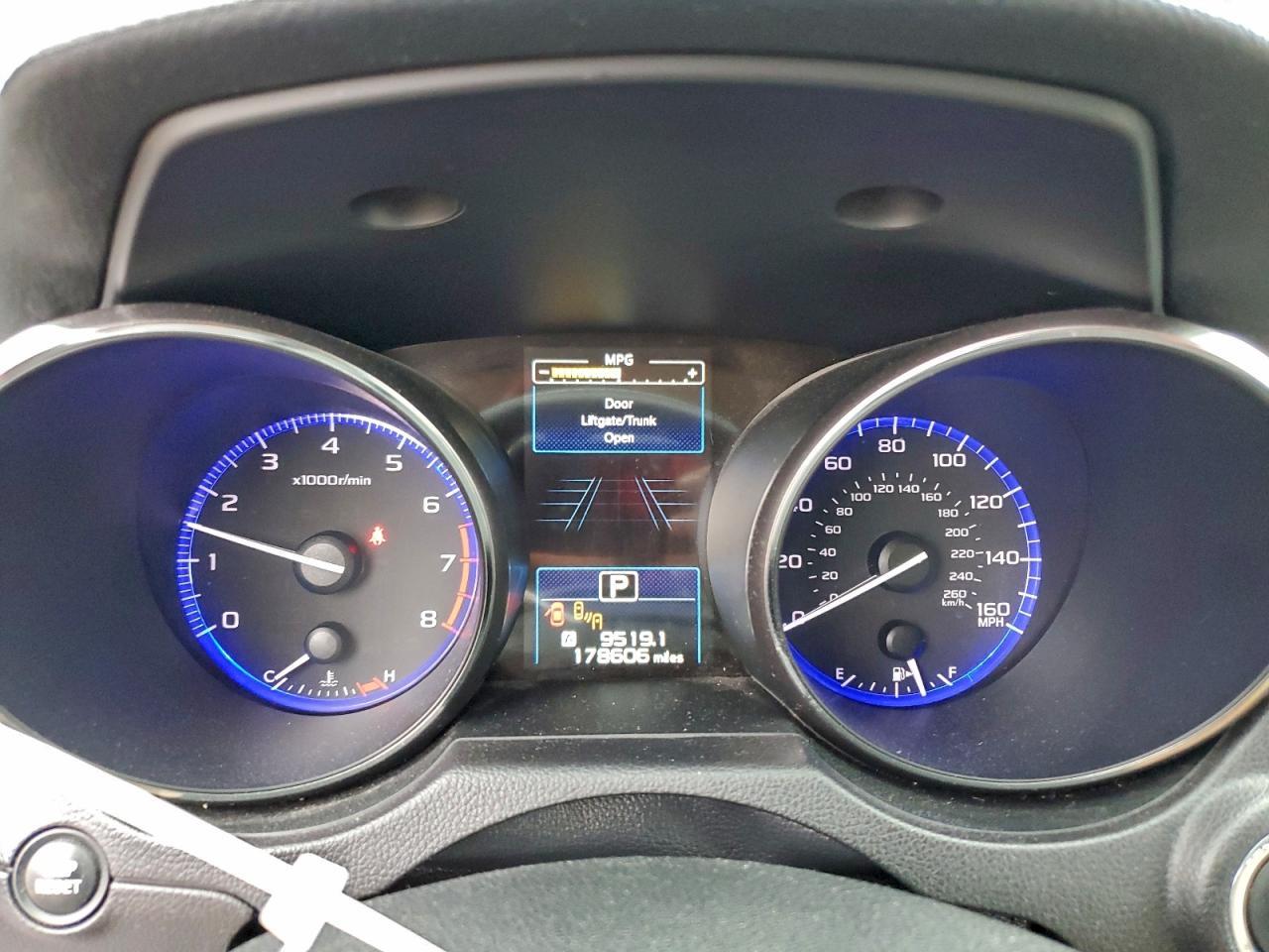 2015 SUBARU Legacy