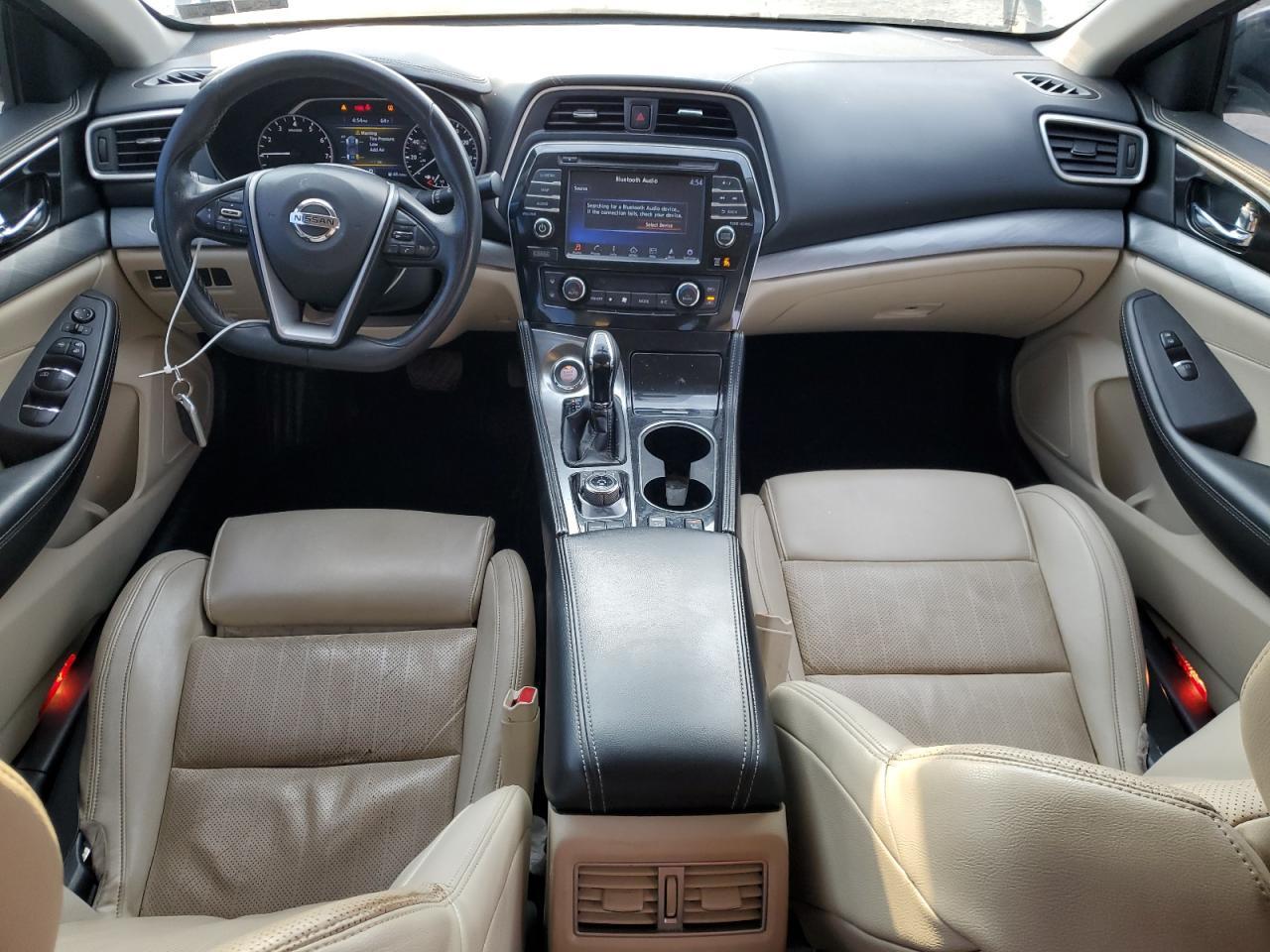 2017 NISSAN Maxima