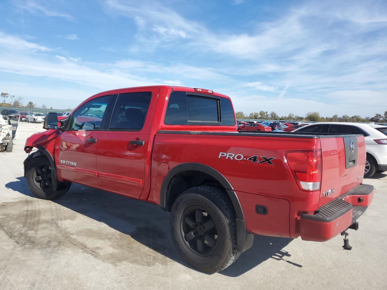 2011 NISSAN Titan