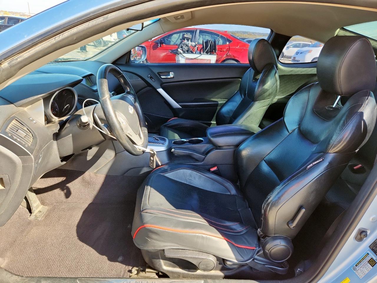 2010 HYUNDAI GENESIS