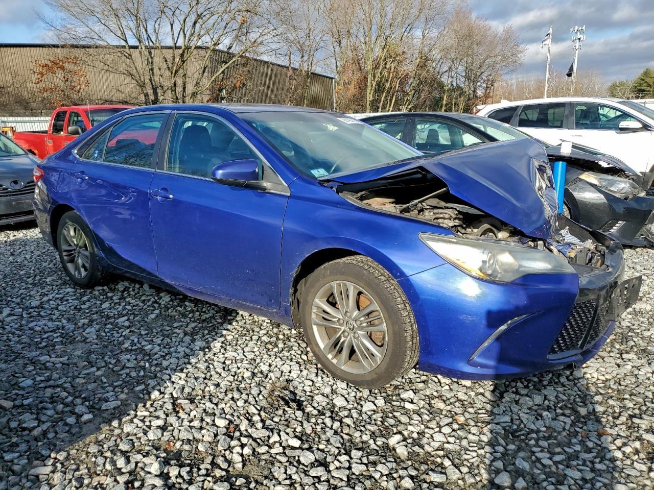 2016 TOYOTA CAMRY