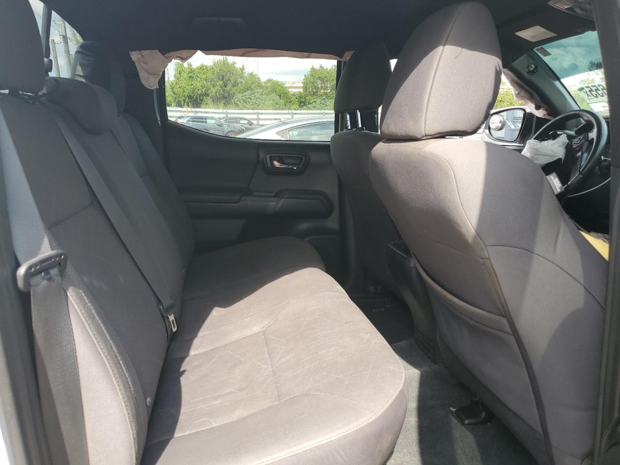2016 TOYOTA TACOMA