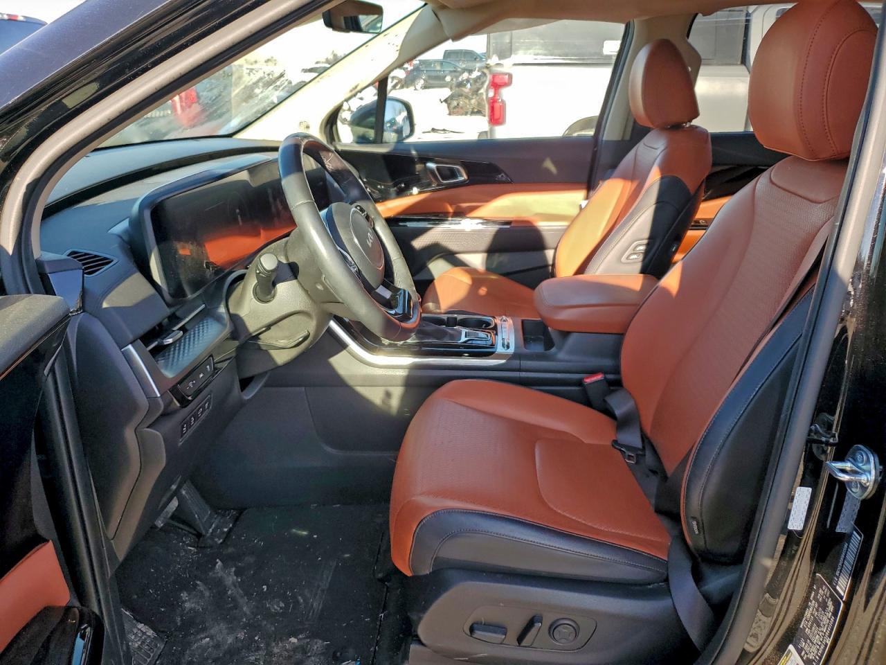 2024 KIA Carnival