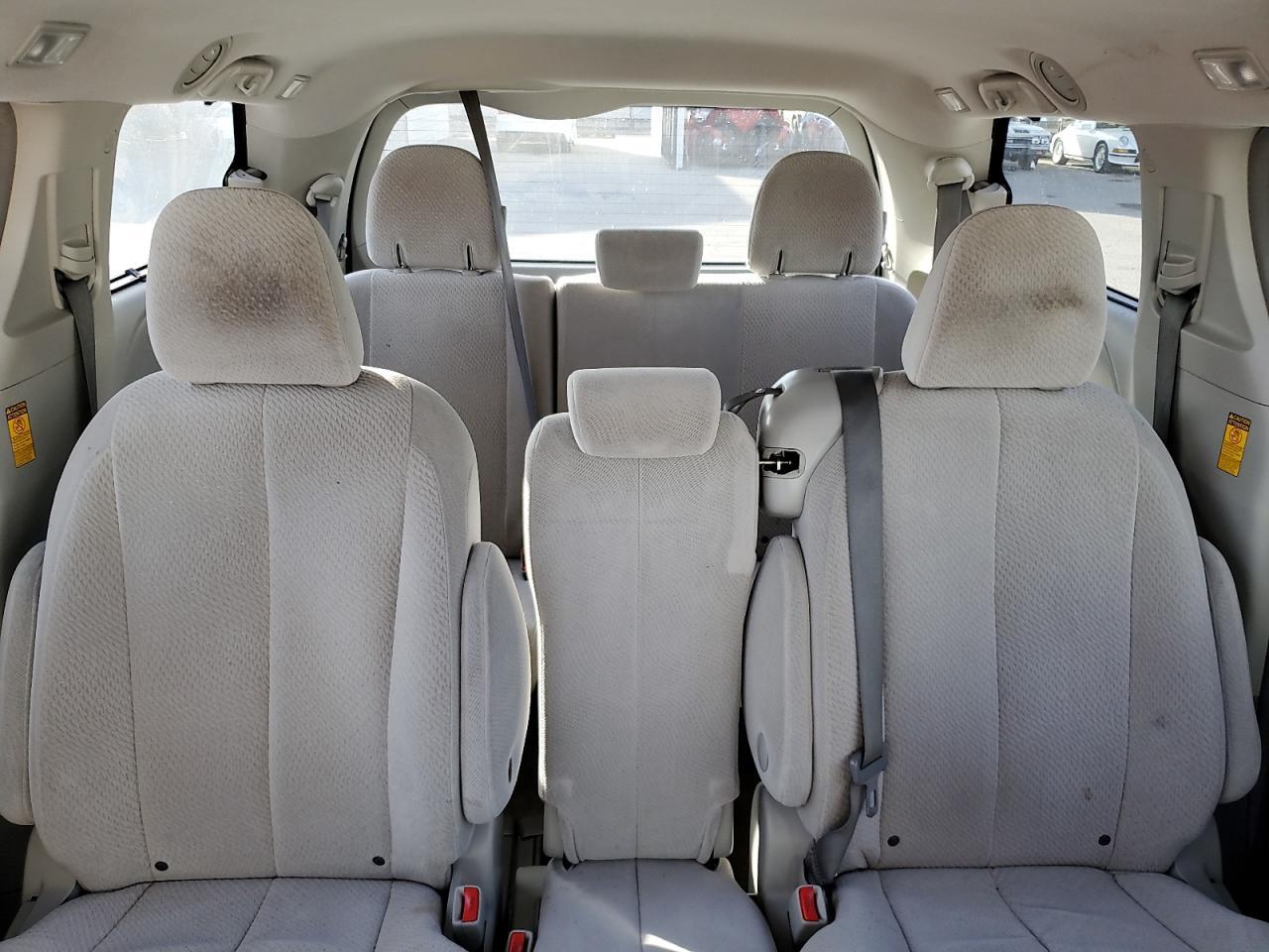 2014 TOYOTA SIENNA
