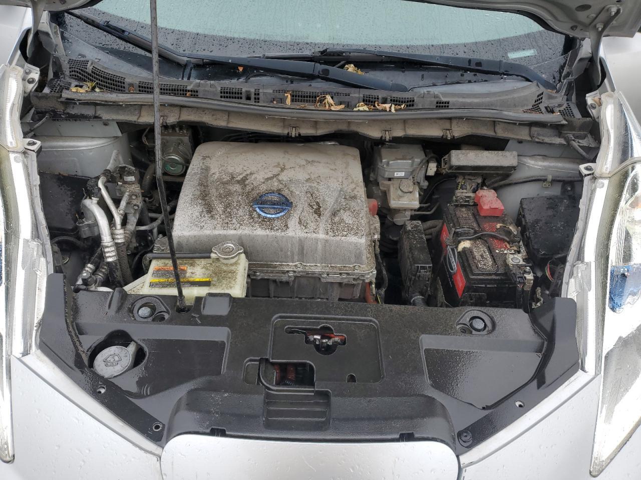 2013 NISSAN LEAF