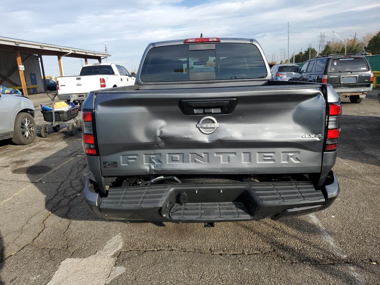 2025 NISSAN Frontier