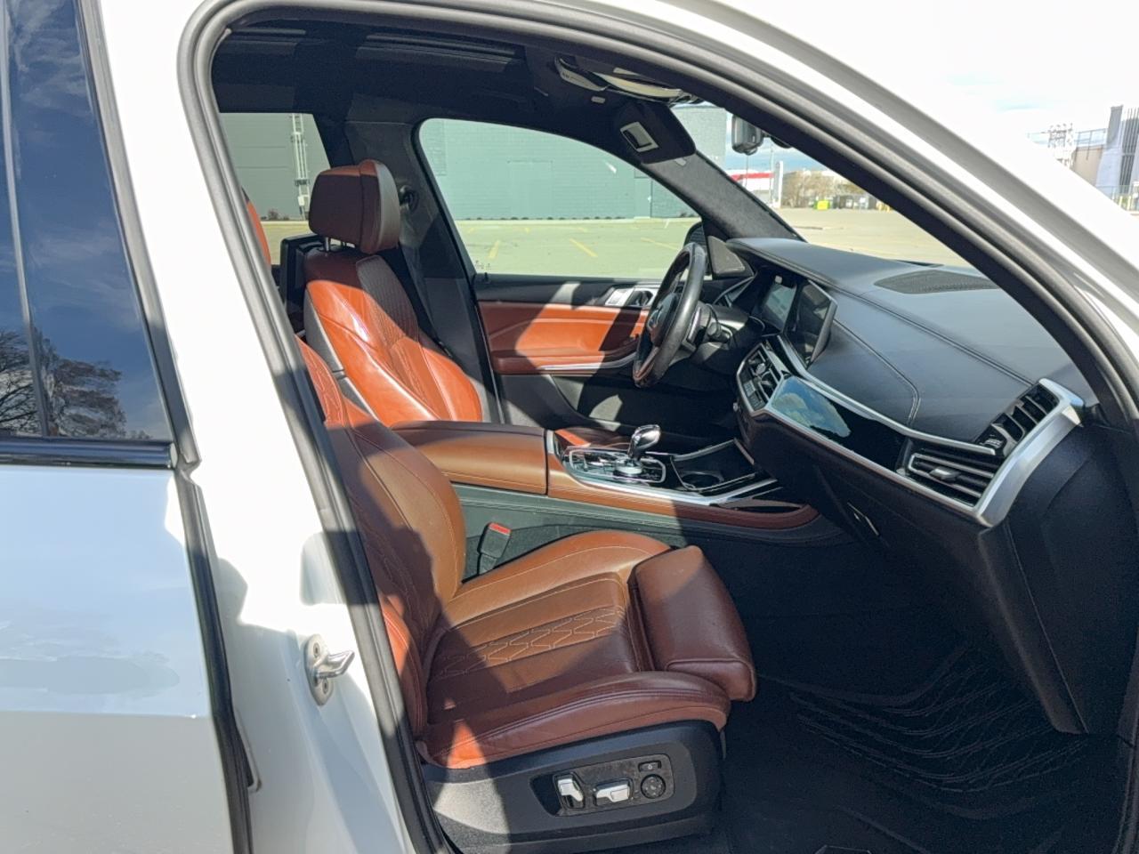 2020 BMW X7