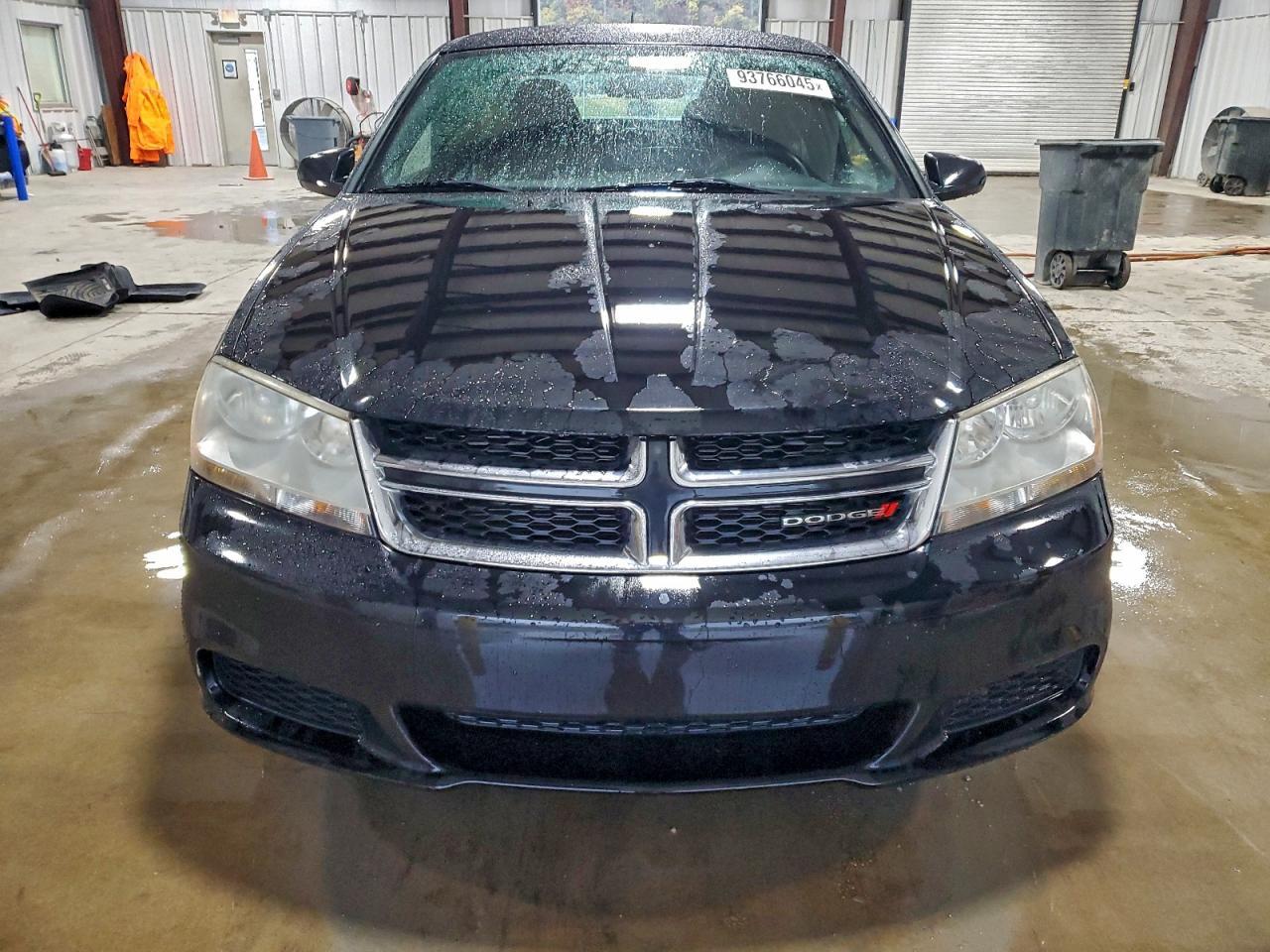 2014 DODGE Avenger