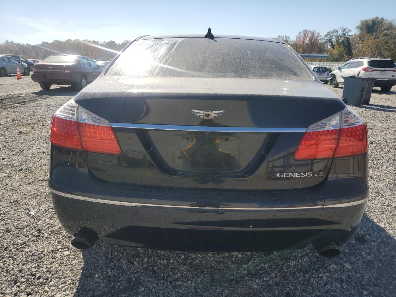 2011 HYUNDAI GENESIS