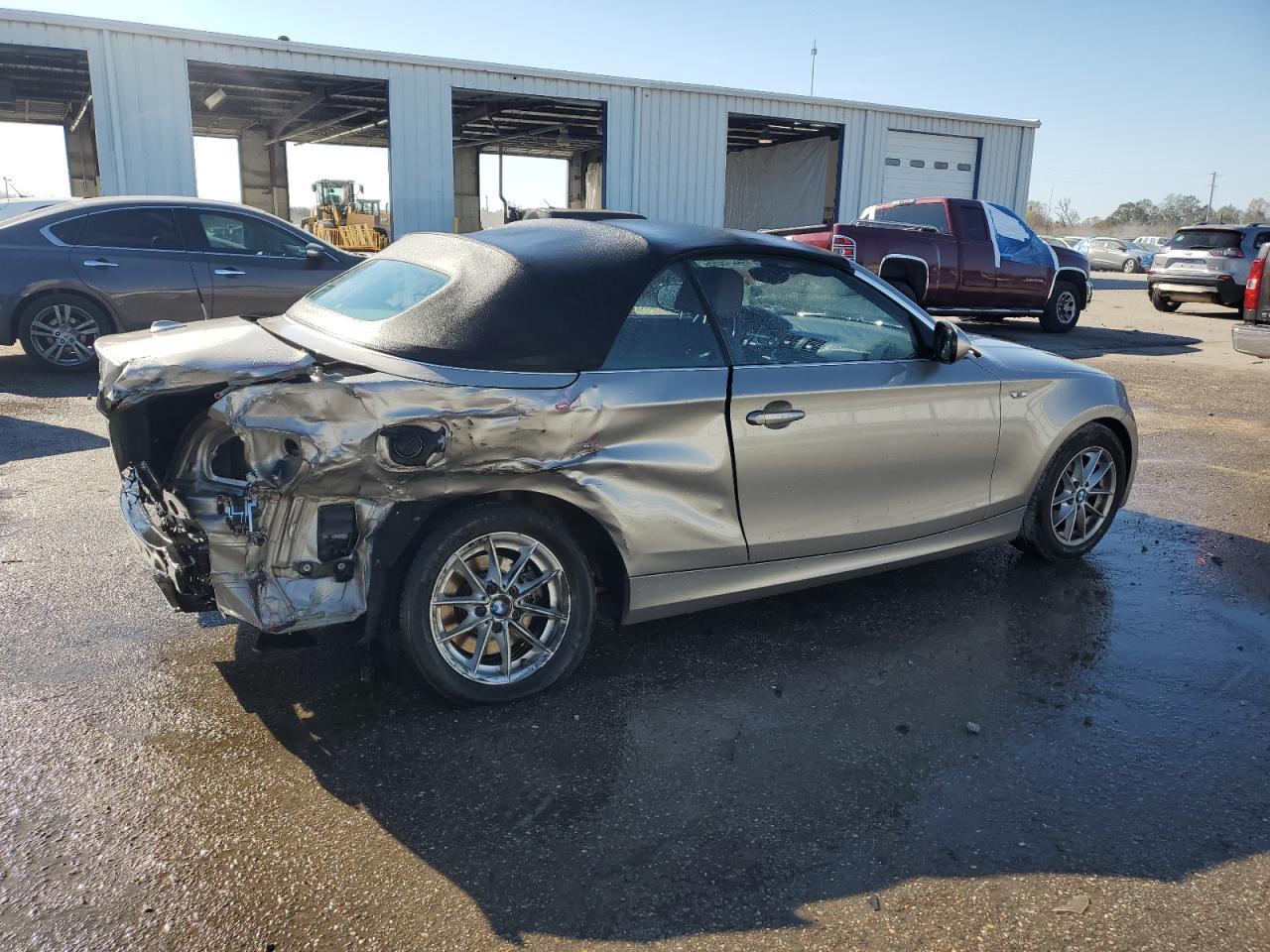 2011 BMW 1 Series