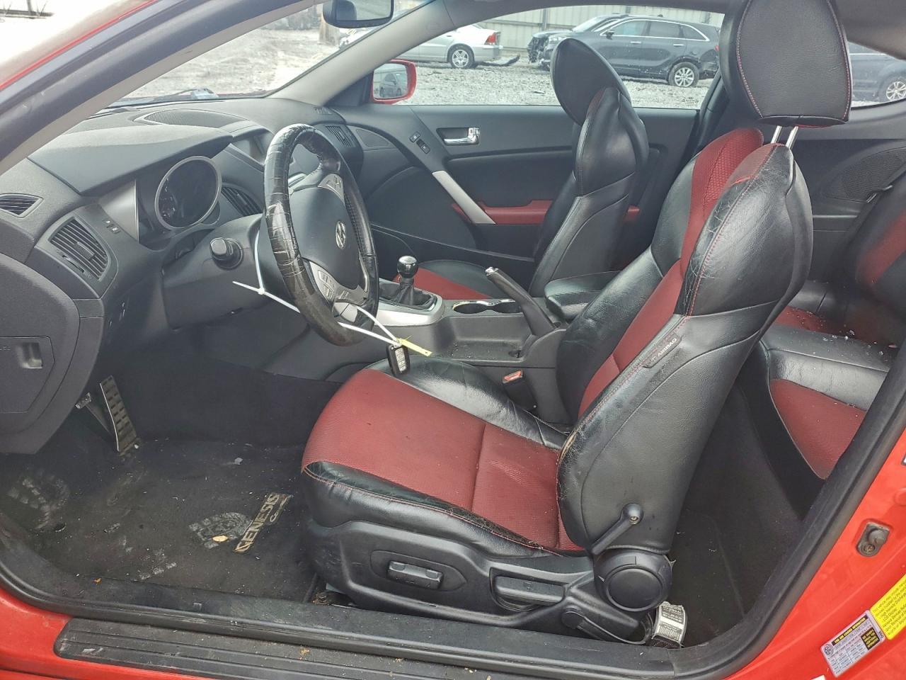 2010 HYUNDAI GENESIS
