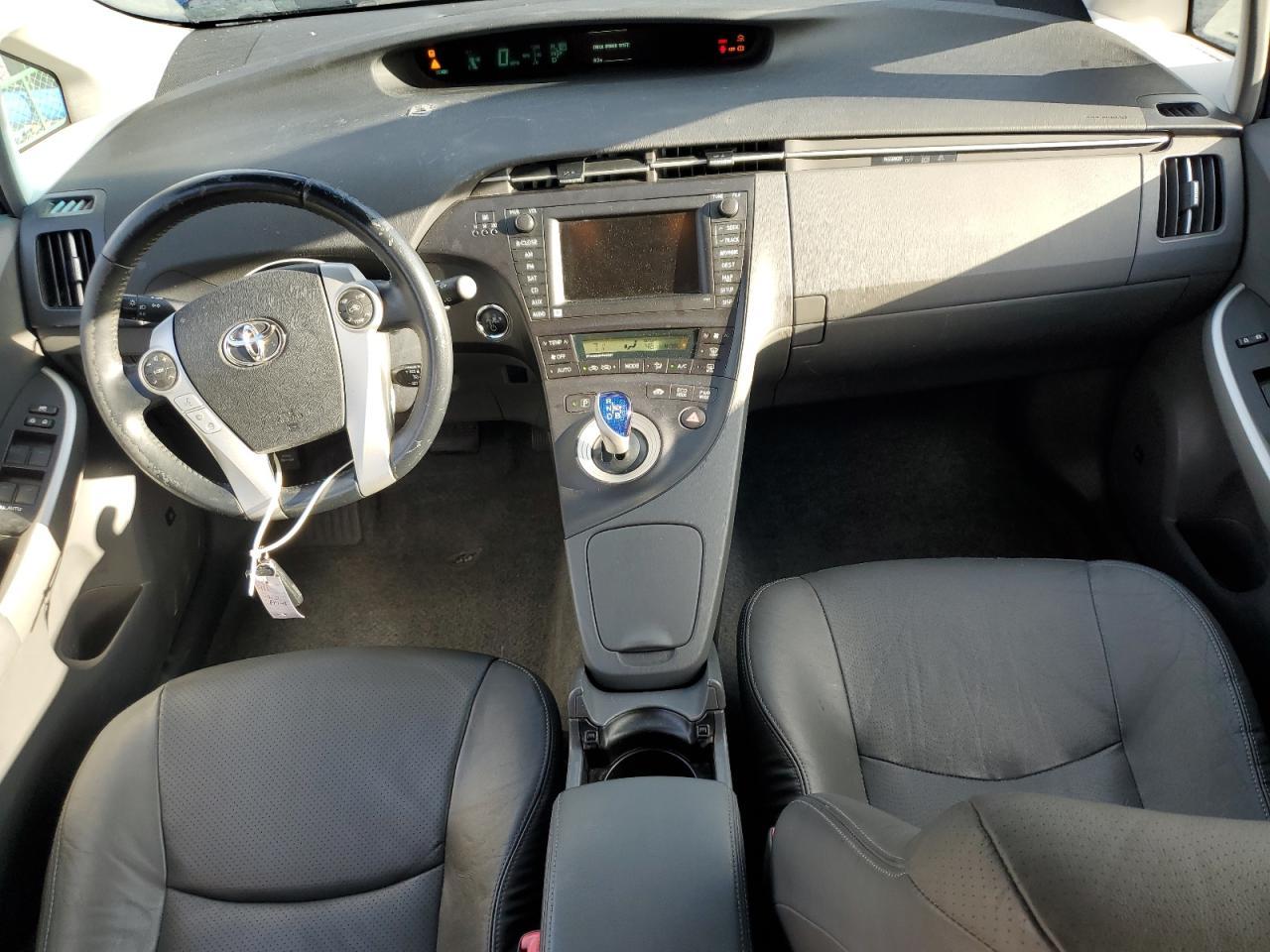 2010 TOYOTA PRIUS
