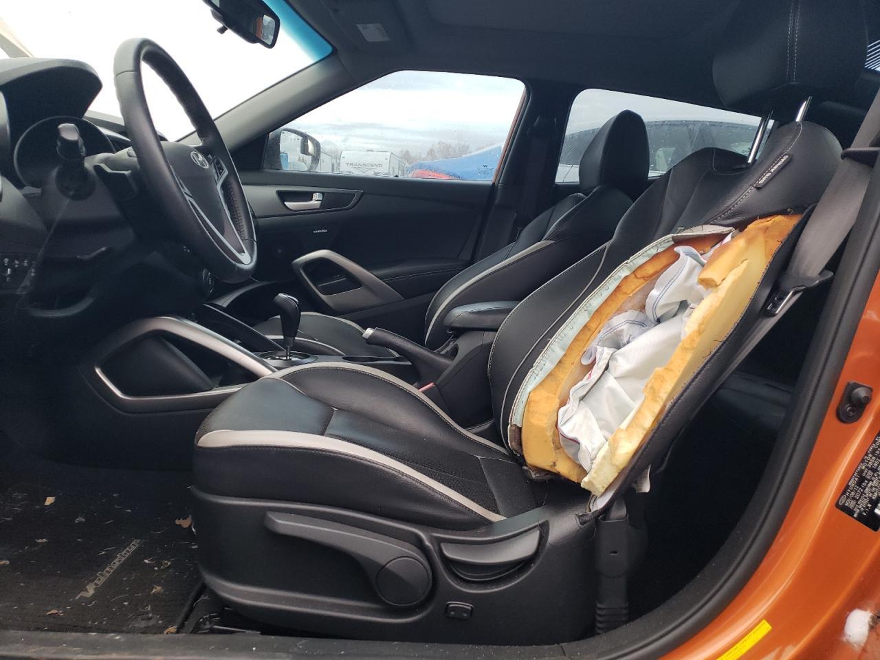 2013 HYUNDAI VELOSTER