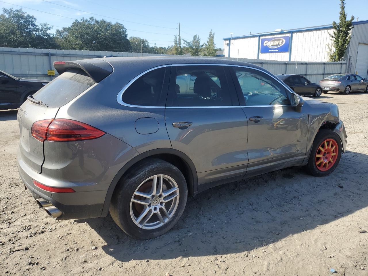 2016 PORSCHE CAYENNE