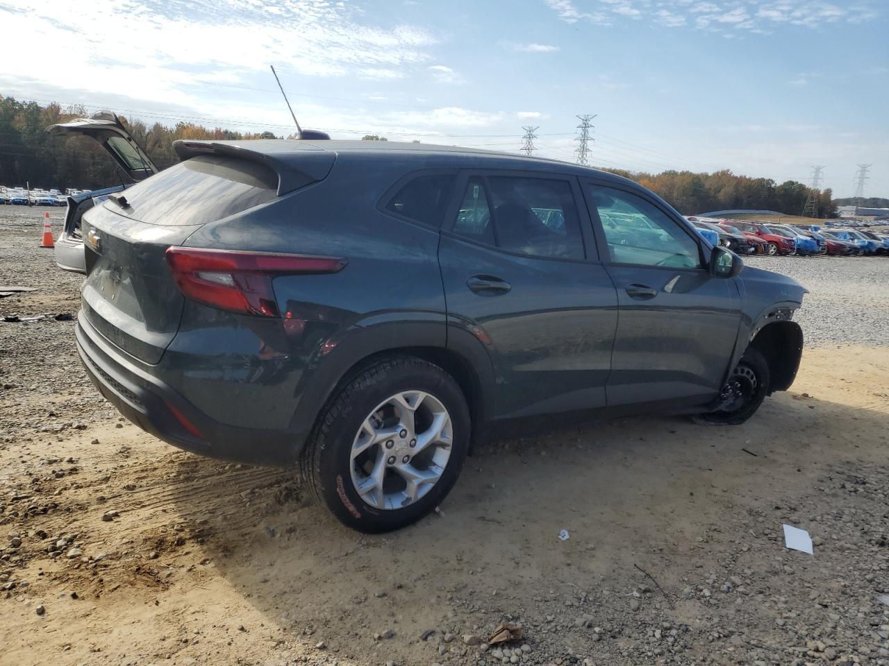 2025 CHEVROLET TRAX