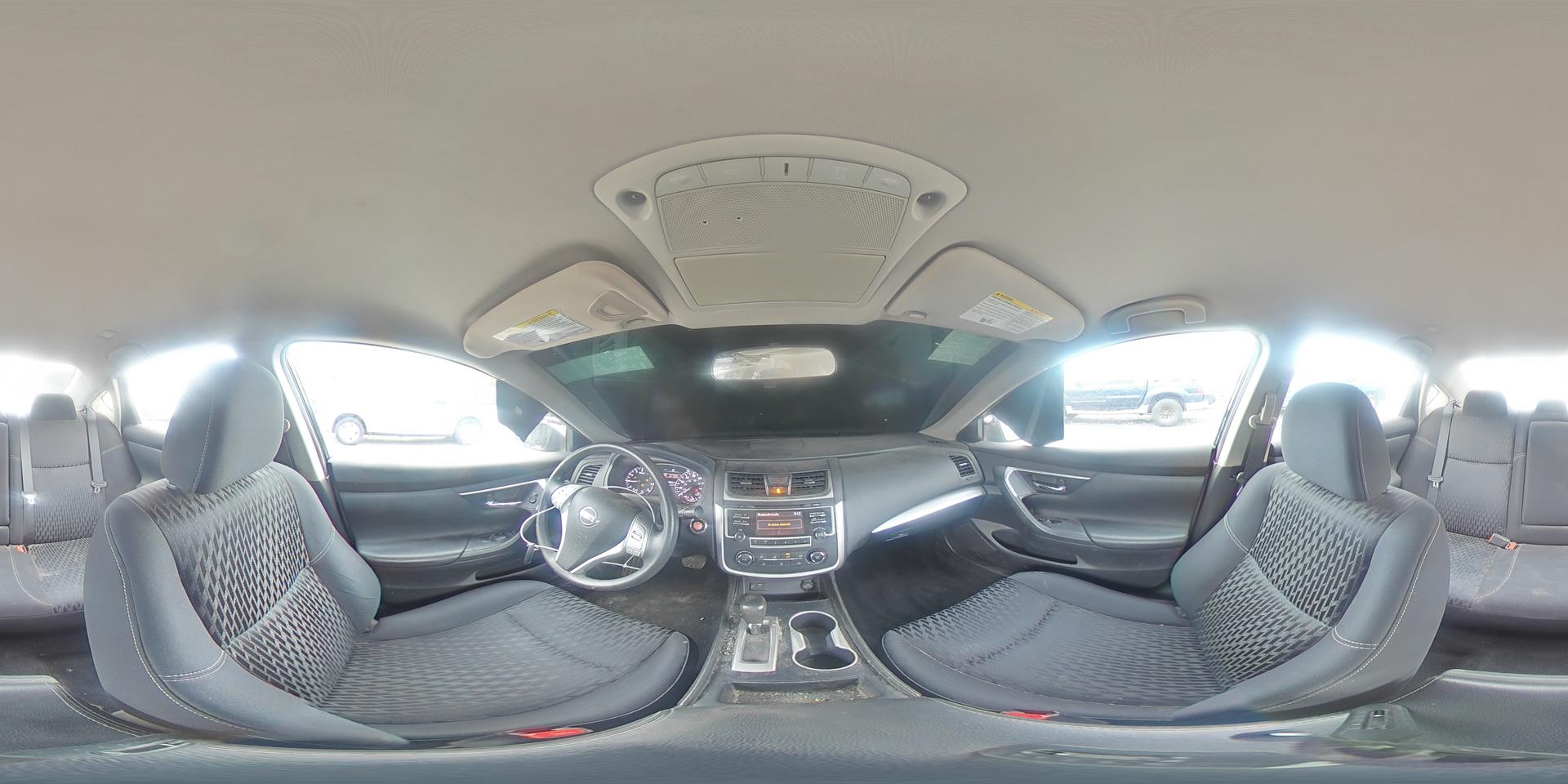 2024 NISSAN VERSA