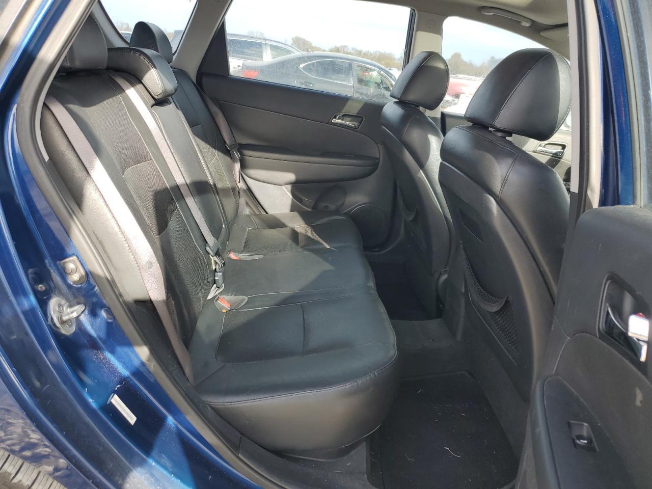 2012 HYUNDAI ELANTRA