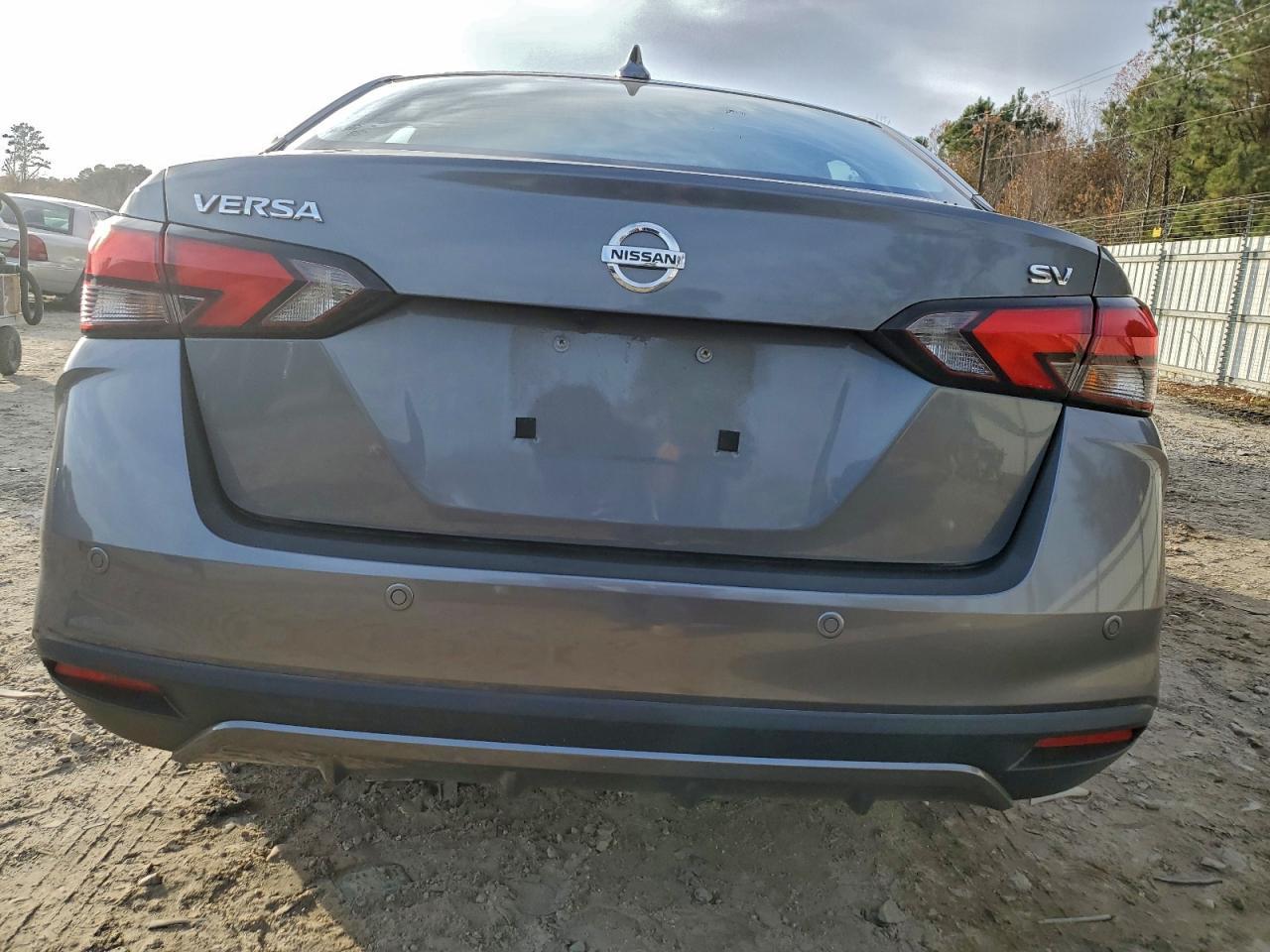 2020 NISSAN VERSA