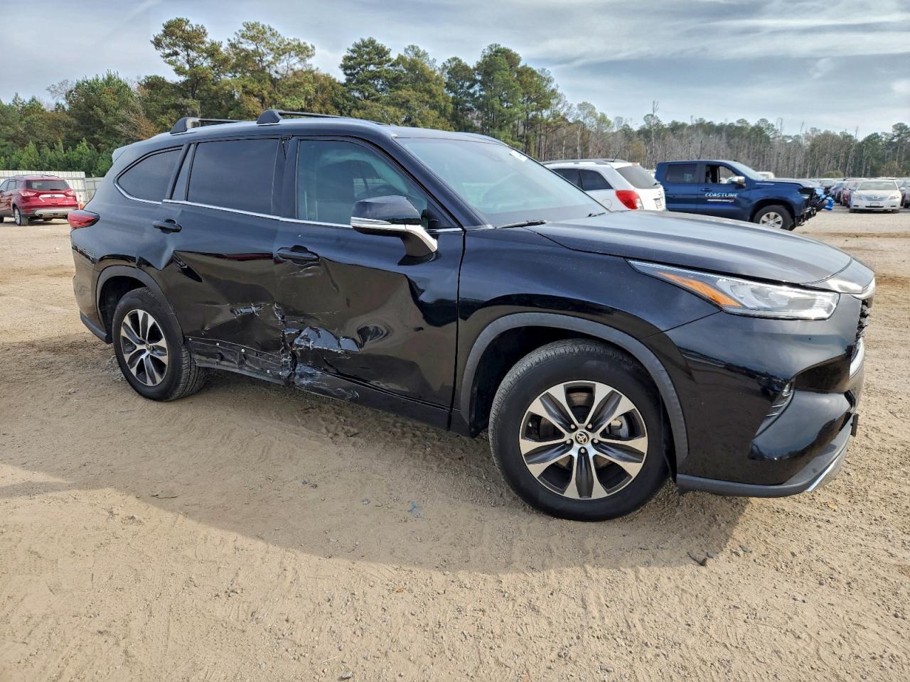 2020 TOYOTA HIGHLANDER