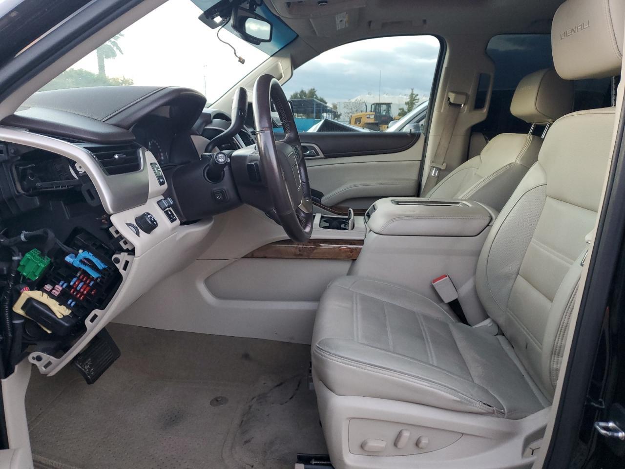 2015 GMC Yukon