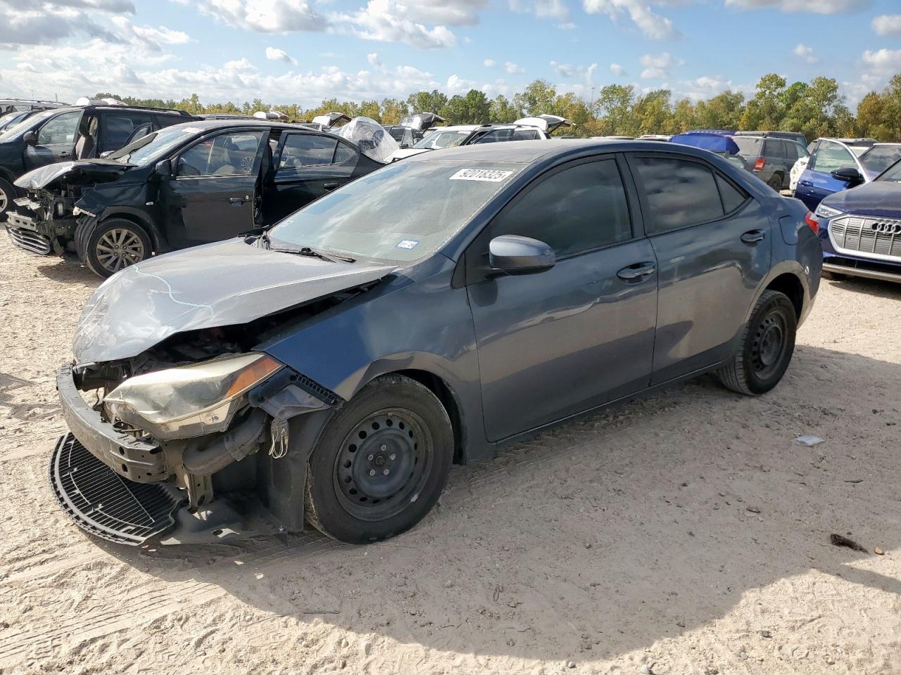 2015 TOYOTA COROLLA