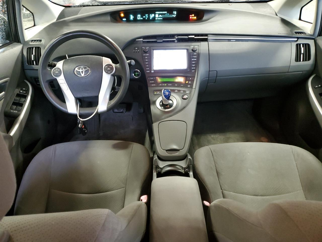 2010 TOYOTA PRIUS