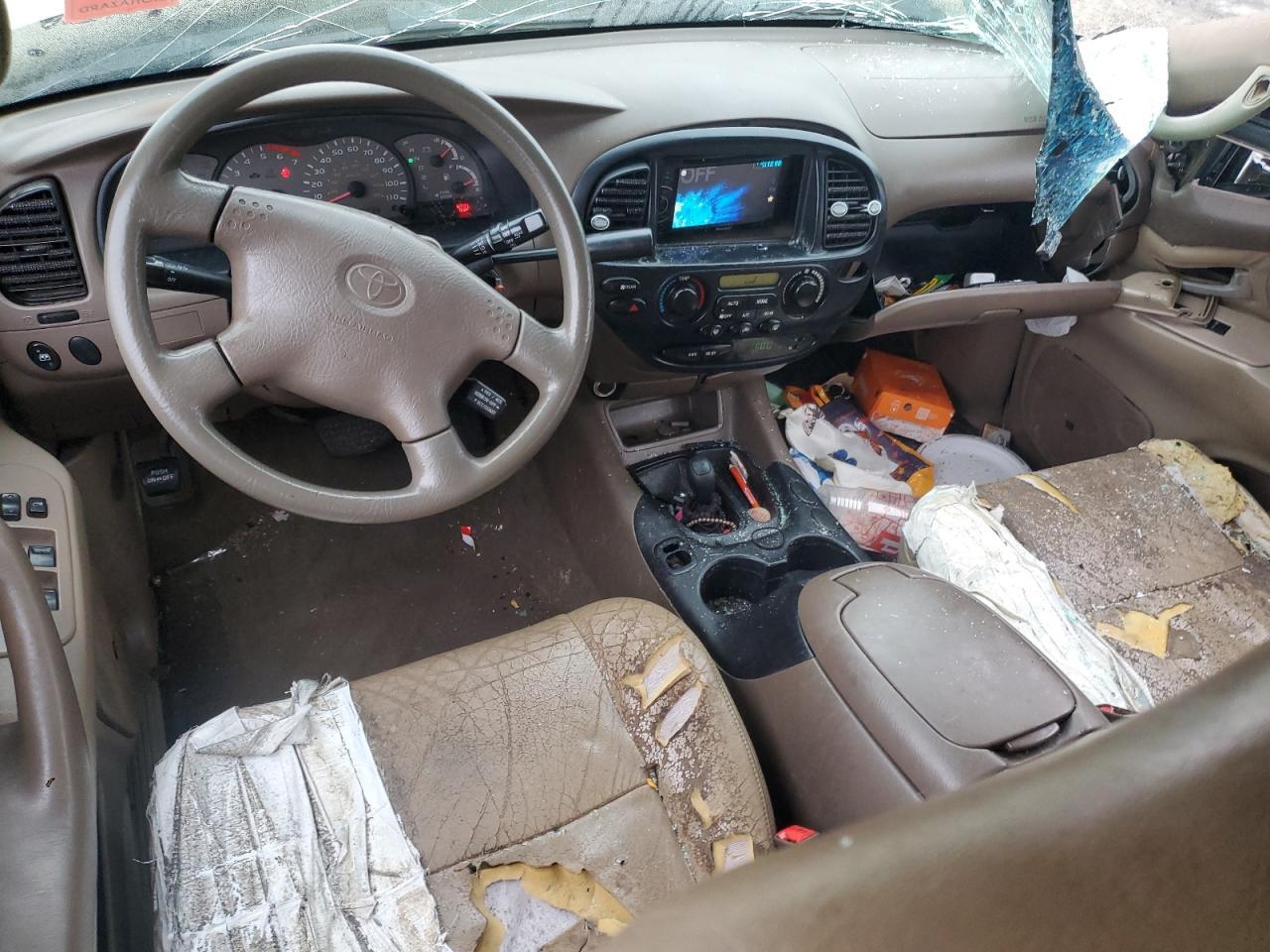 2001 TOYOTA Sequoia