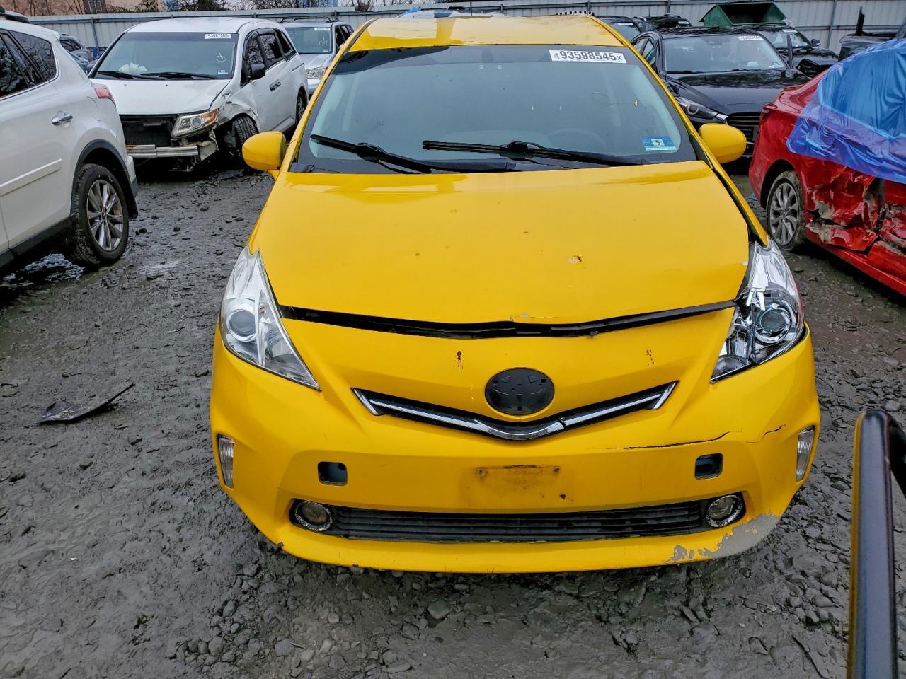 2012 TOYOTA PRIUS V