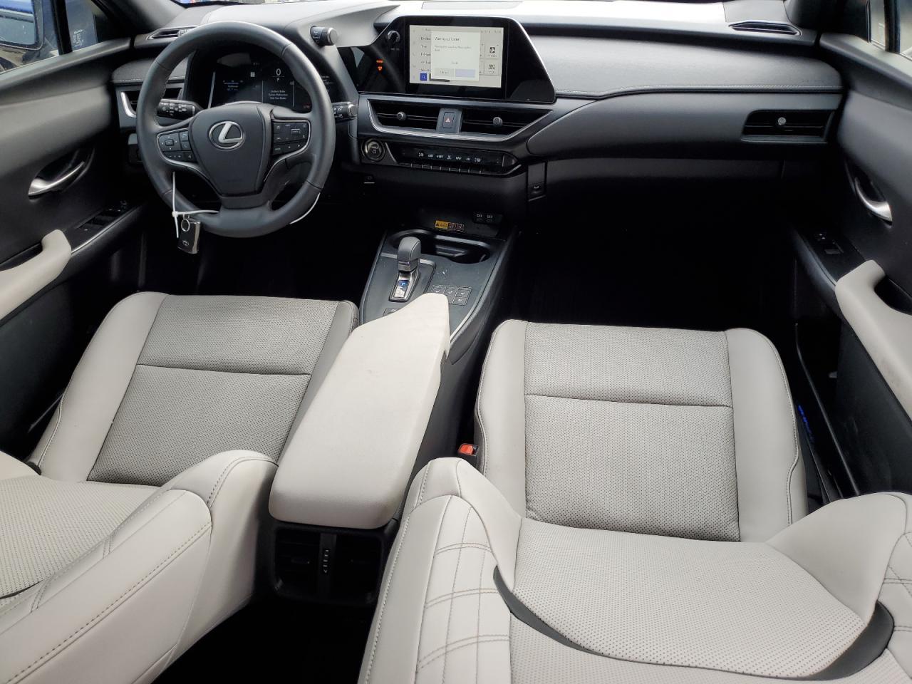 2025 LEXUS UX 300H
