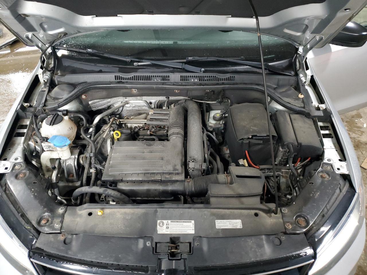 2016 VOLKSWAGEN JETTA