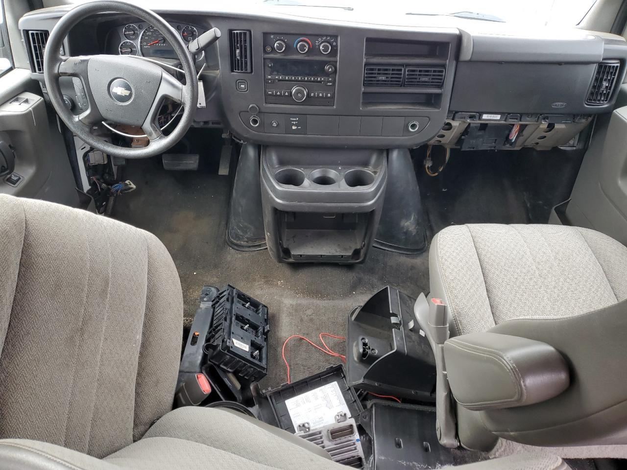 2010 CHEVROLET Express 3500