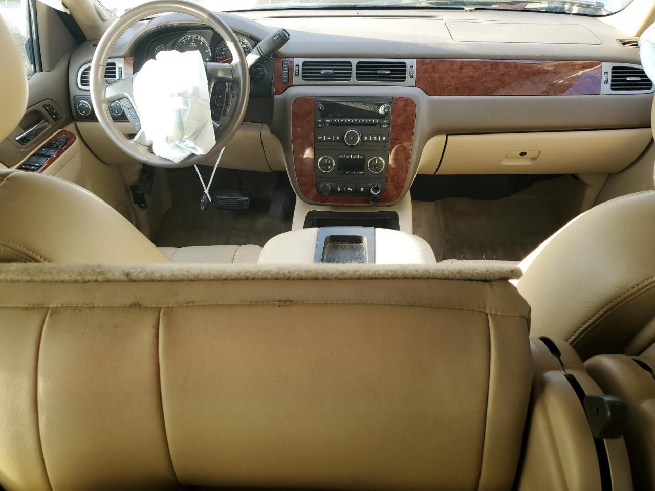 2012 CHEVROLET Suburban
